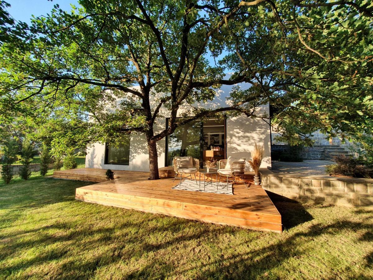 House G Dekani Exterior foto